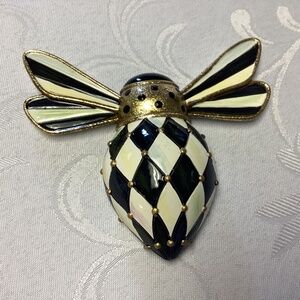 MACKENZIE CHILDS MAGNET. COURTLY CHECK RARE🖤🖤🖤🖤🖤🖤